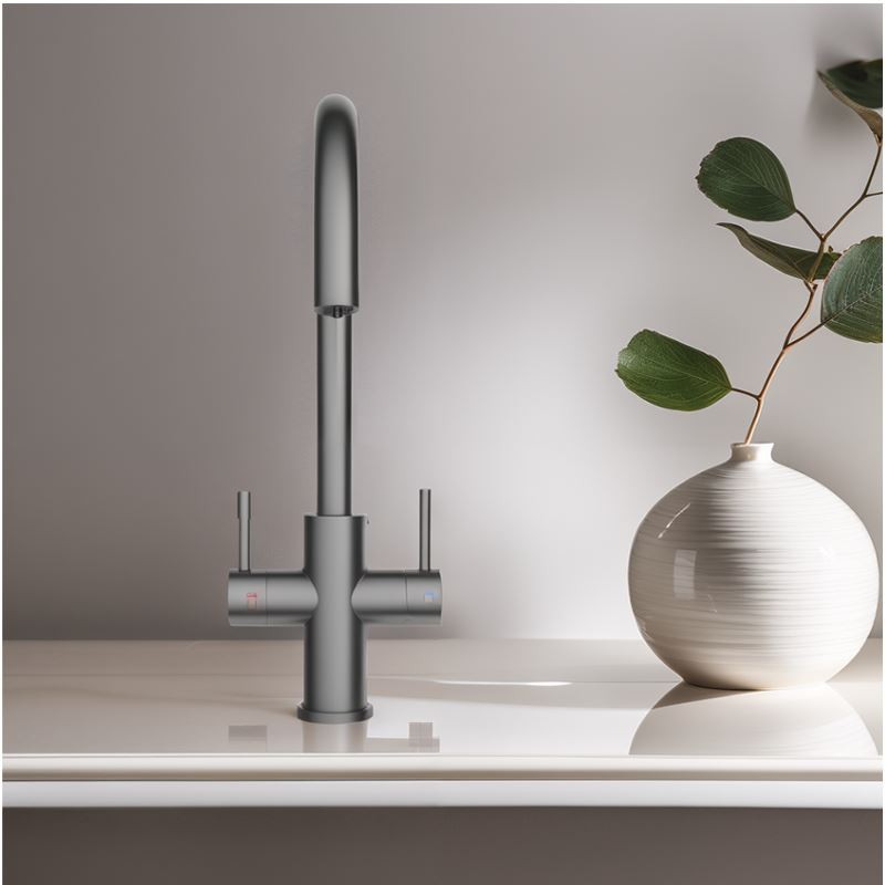 4 ରେ 1 ଟ୍ୟାପ୍ ବ୍ଲାକ୍ |